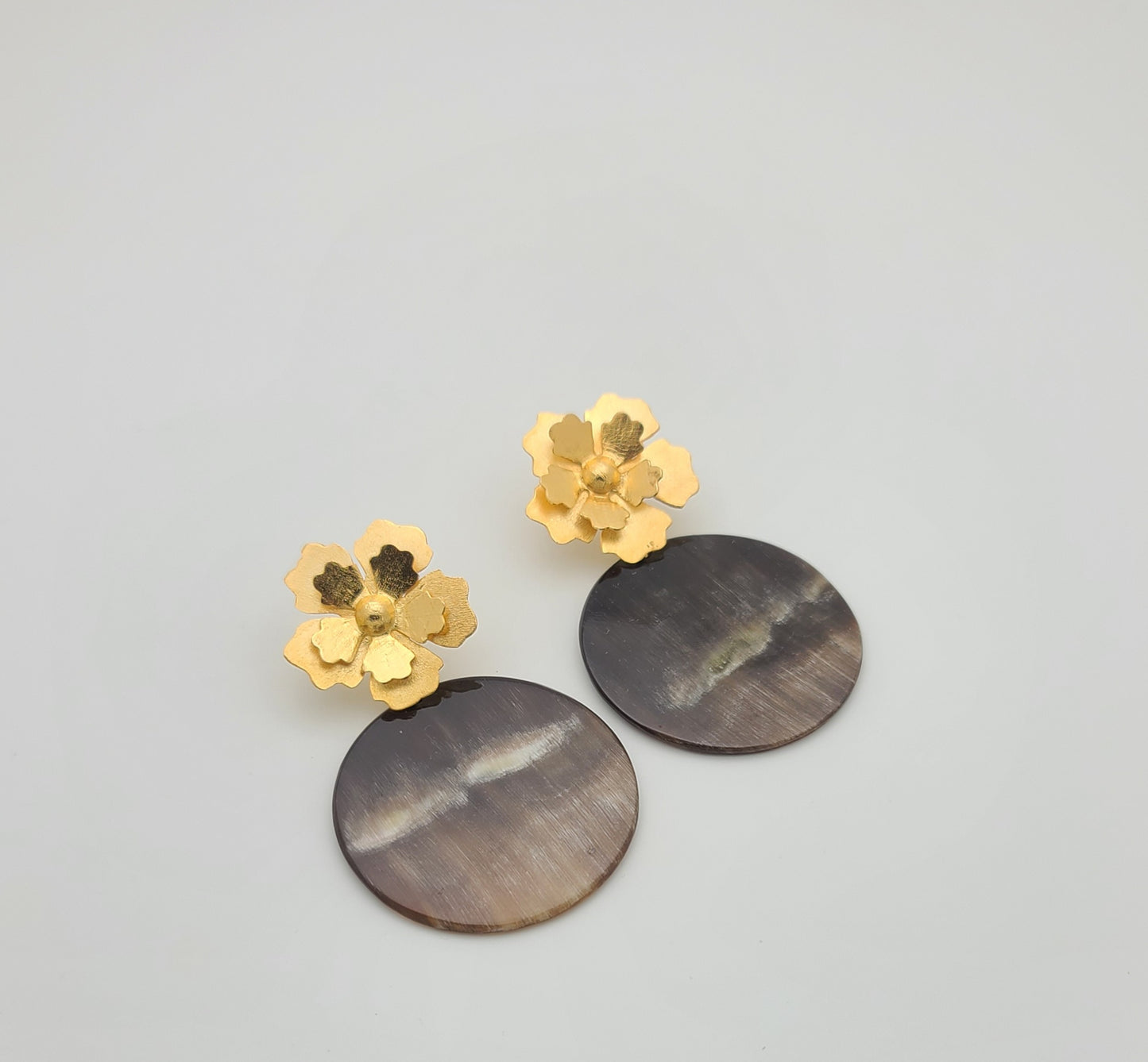 Horn Disk Earrings (Montana Horn Collection)