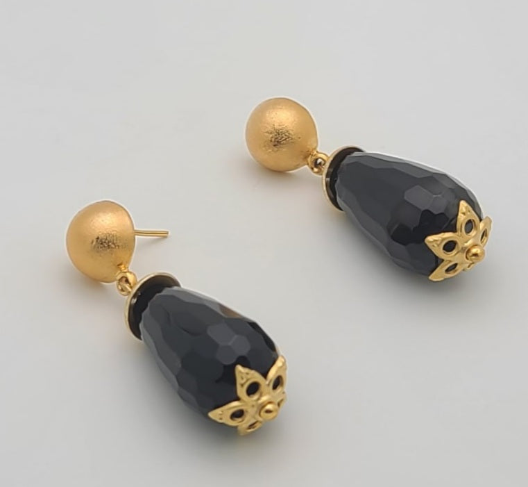 Lina Drop Earrings (Black Agate)