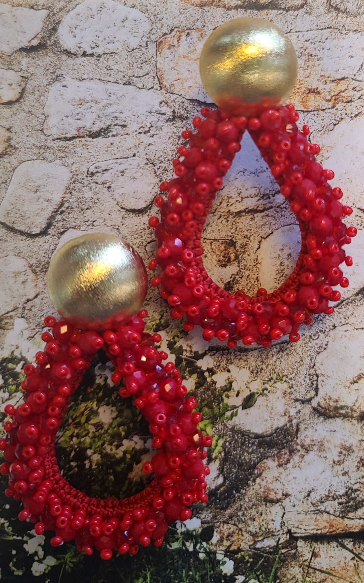 Greta beaded Earrings (Drop/Red)