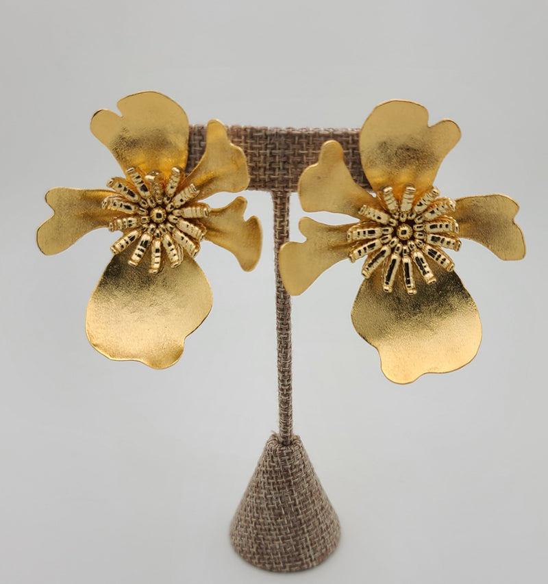 Iris Flower Earrings (Gold)