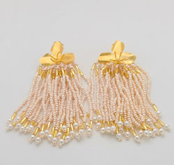 Three Petals Dangle Earrings (Pearl/gold)