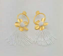 Chloe Earrings (White)