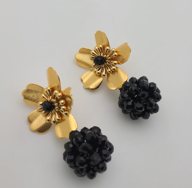 Kate ball Earrings (Black)