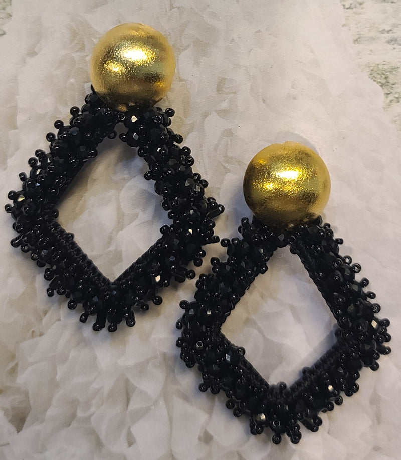 Greta beaded Earrings (Diamond shape/Black)