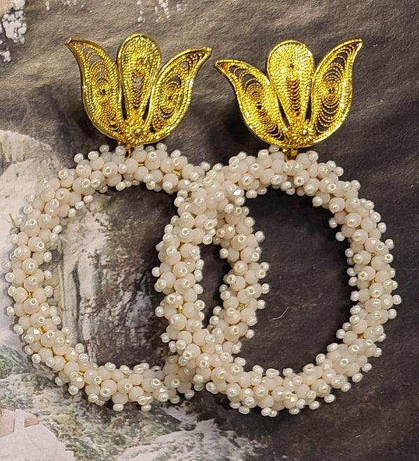 Ysa Beaded Hoops ( Pearl/Crystals)